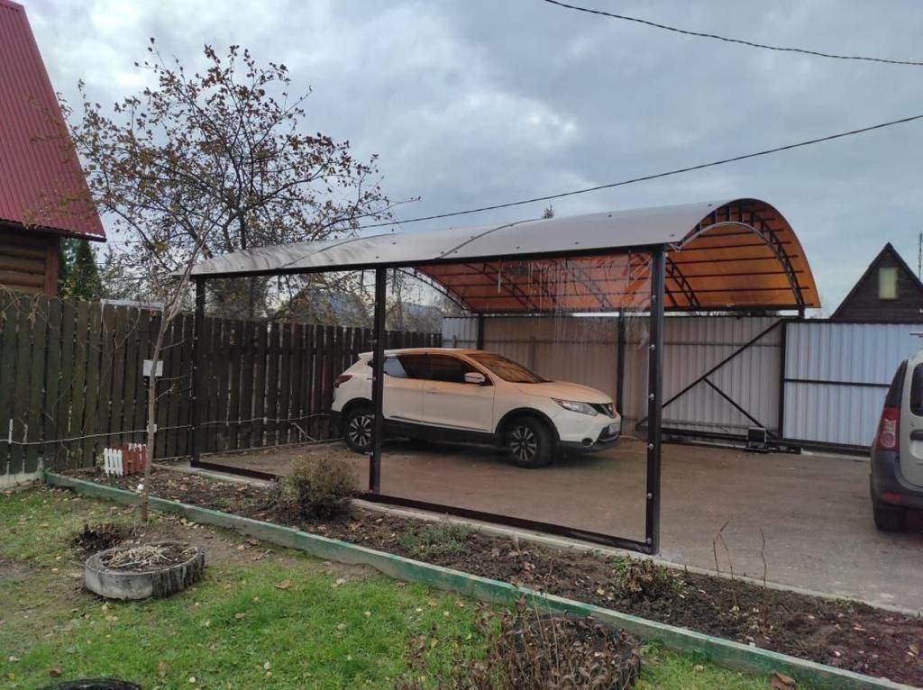 Прозрачные шторы ПВХ для навеса под автомобиль в Радице-Крыловке
